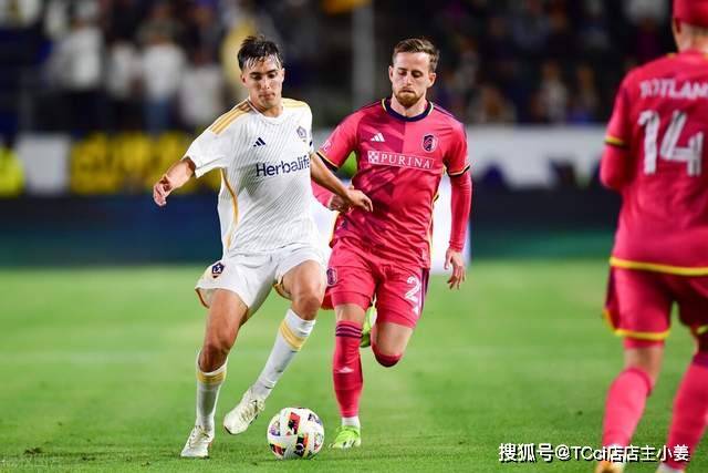 利拉德41分雄鹿逆转胜快船 森林里险胜开拓者